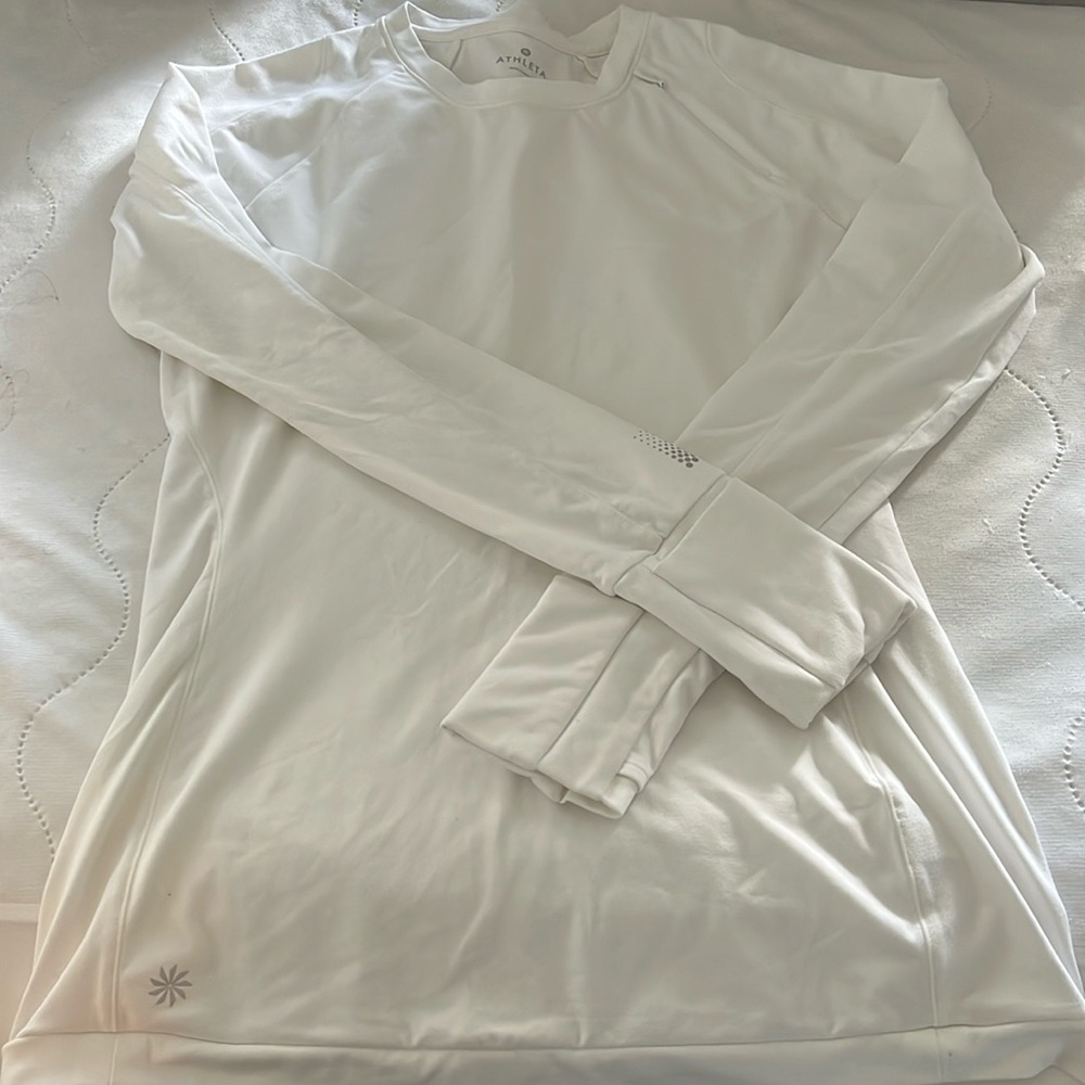 Athleta long sleeve athletic top